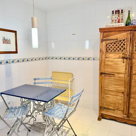 Apartment Penthouse Golden Mile Seaviews With Paddle Court - Eaw Homes