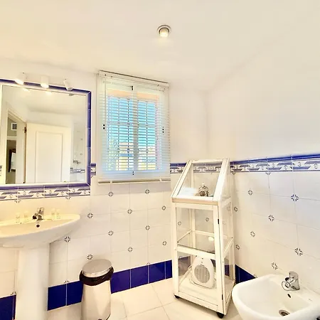 Penthouse Golden Mile Seaviews With Paddle Court - Eaw Homes Apartment *