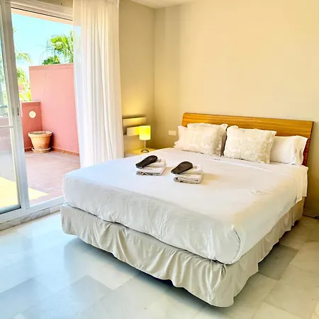 Apartment Penthouse Golden Mile Seaviews With Paddle Court - Eaw Homes *